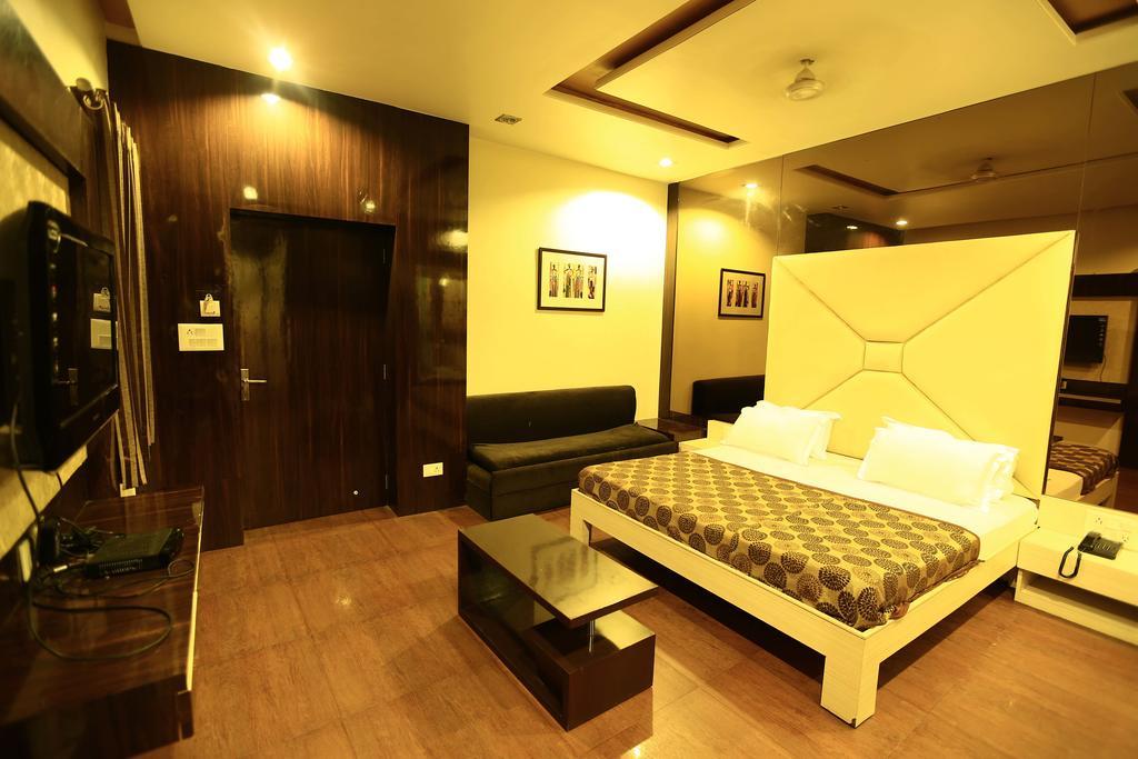 Hotel Harmony Ajmer Bagian luar foto