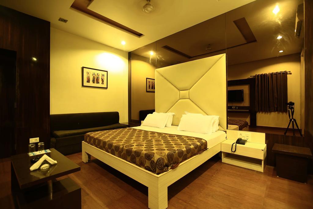 Hotel Harmony Ajmer Bagian luar foto